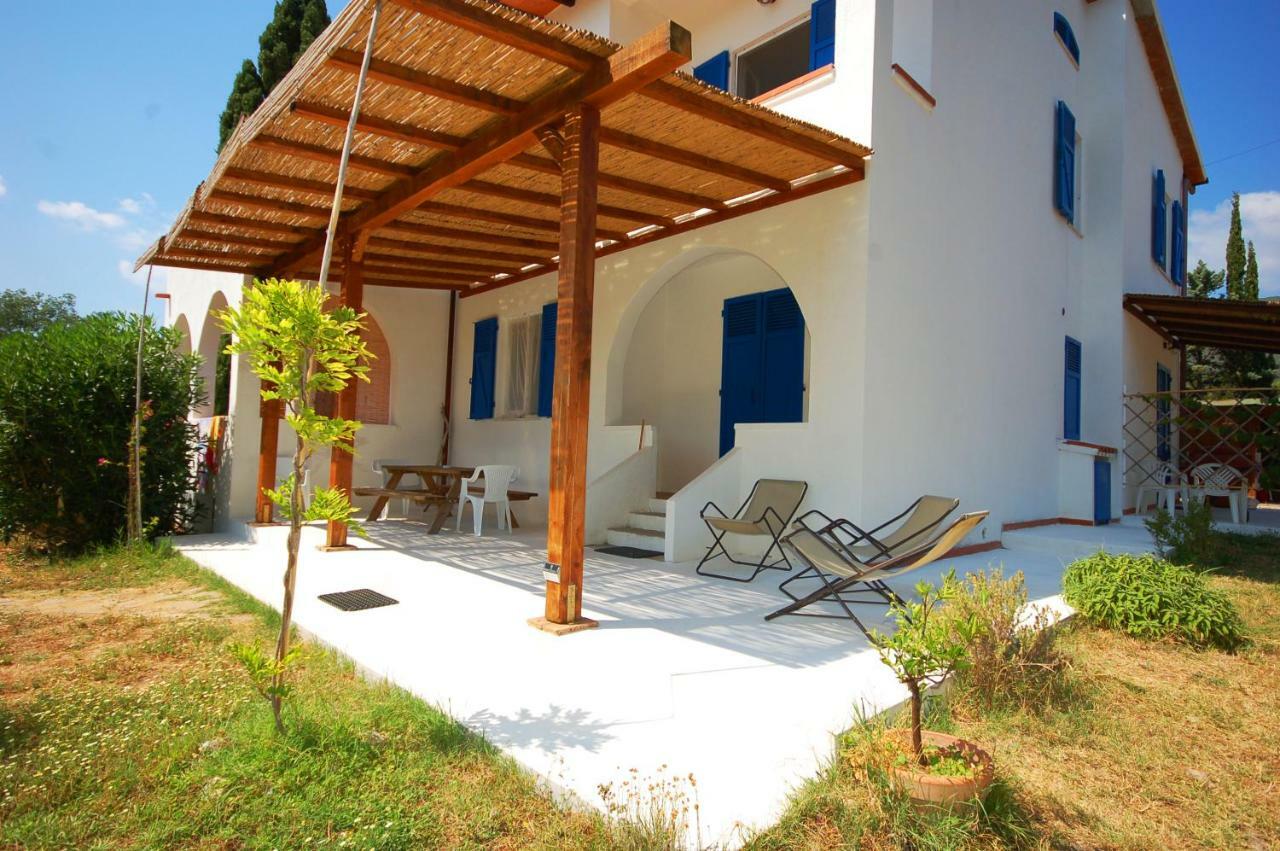 Ferienwohnung Casa Balena Bianca Lacona Exterior foto